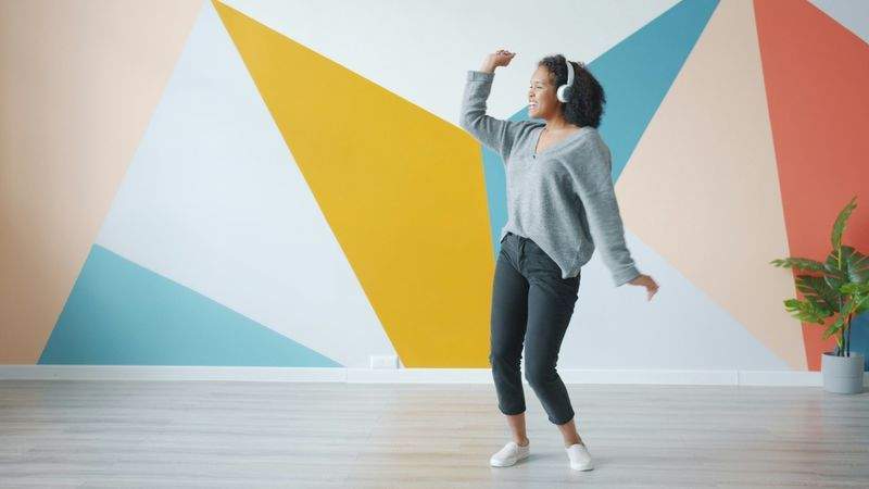 春の新生活に向けたダンスレッスンの始め方